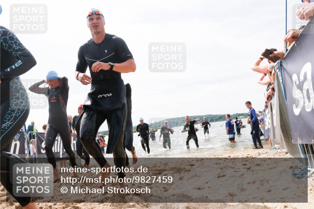 21.06.2026 - Viking Triathlon Michael Strokosch http://msf.ph/oto/9827459 21.06.2026 10:45:31 Schwimmen 37, 48, 85, 105, 147, 158, 273, 274, 302, 354, 376, 540, 635 meine-sportfotos.de