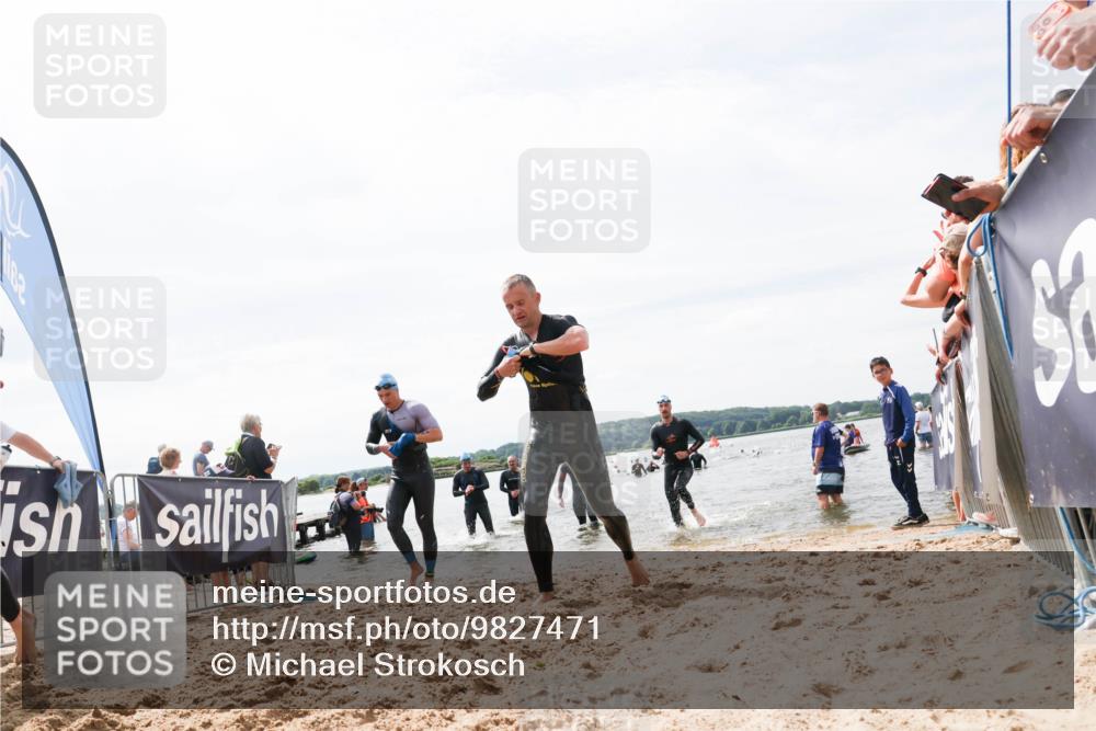 21.06.2026 - Viking Triathlon Michael Strokosch http://msf.ph/oto/9827471 21.06.2026 10:45:35 Schwimmen 37, 54, 85, 105, 147, 158, 274, 302, 376, 540, 562, 635 meine-sportfotos.de