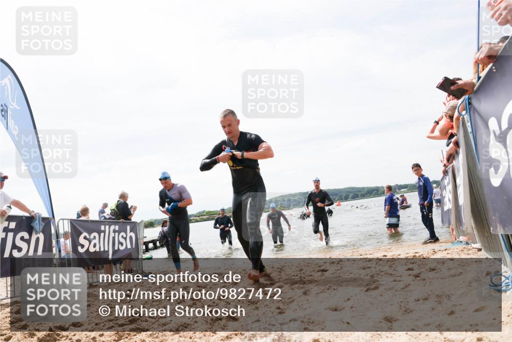 21.06.2026 - Viking Triathlon Michael Strokosch http://msf.ph/oto/9827472 21.06.2026 10:45:36 Schwimmen 37, 54, 85, 105, 158, 376, 540, 562, 635 meine-sportfotos.de
