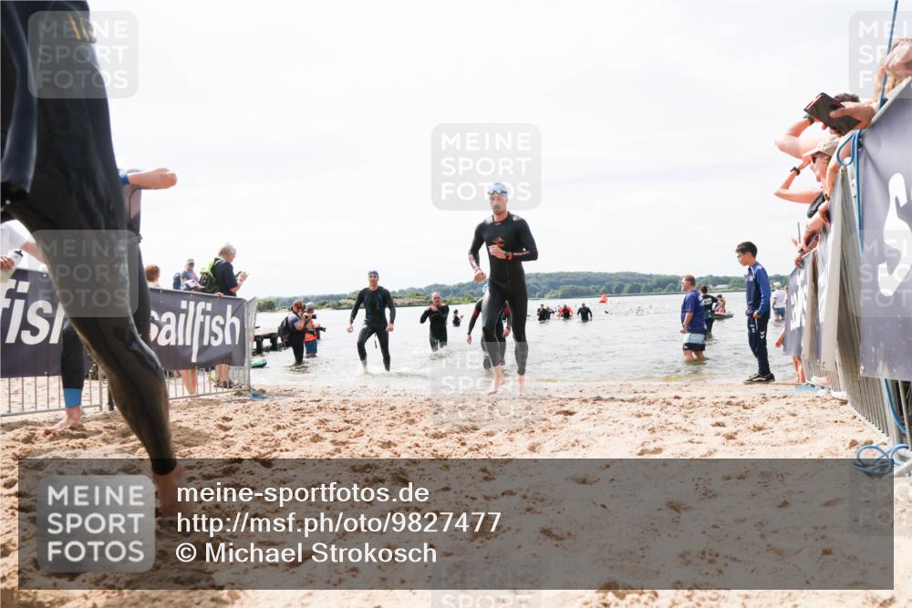 21.06.2026 - Viking Triathlon Michael Strokosch http://msf.ph/oto/9827477 21.06.2026 10:45:37 Schwimmen 37, 54, 85, 158, 376, 540, 562 meine-sportfotos.de