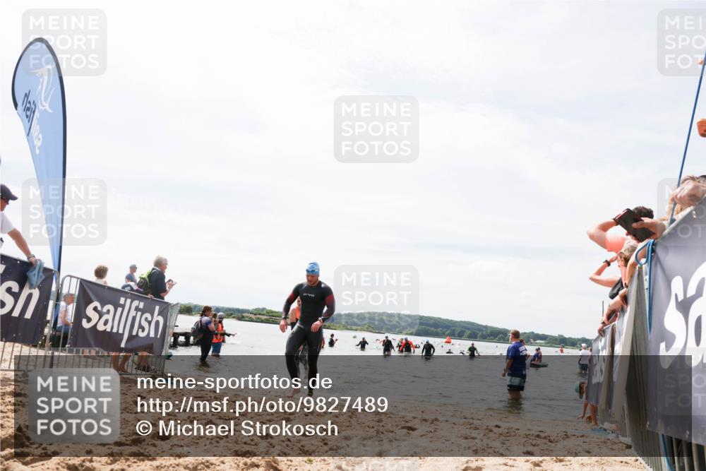 21.06.2026 - Viking Triathlon Michael Strokosch http://msf.ph/oto/9827489 21.06.2026 10:45:41 Schwimmen 54, 158, 376, 540, 562 meine-sportfotos.de