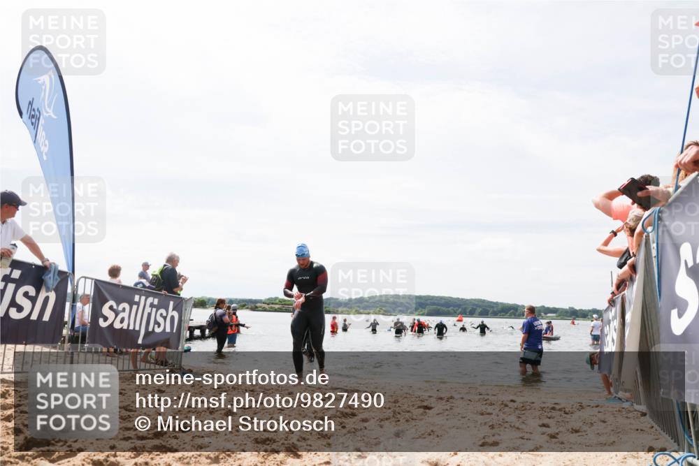 21.06.2026 - Viking Triathlon Michael Strokosch http://msf.ph/oto/9827490 21.06.2026 10:45:42 Schwimmen 54, 376, 540, 562 meine-sportfotos.de