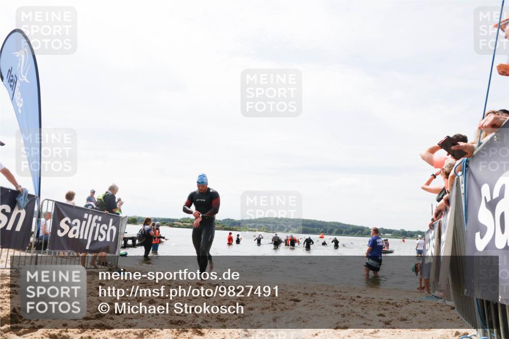 21.06.2026 - Viking Triathlon Michael Strokosch http://msf.ph/oto/9827491 21.06.2026 10:45:42 Schwimmen 54, 376, 540, 562 meine-sportfotos.de