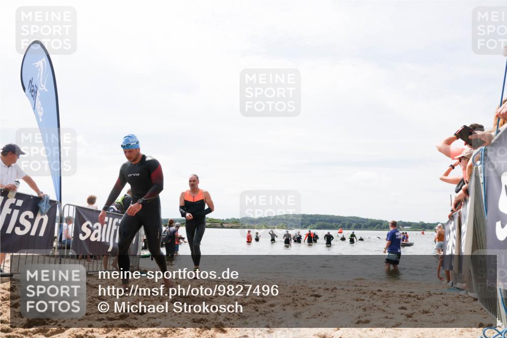 21.06.2026 - Viking Triathlon Michael Strokosch http://msf.ph/oto/9827496 21.06.2026 10:45:44 Schwimmen 54, 540, 562 meine-sportfotos.de