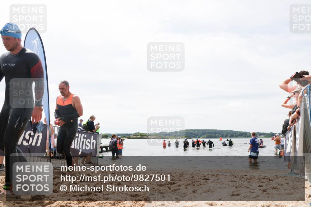 21.06.2026 - Viking Triathlon Michael Strokosch http://msf.ph/oto/9827501 21.06.2026 10:45:45 Schwimmen 54, 540, 562 meine-sportfotos.de