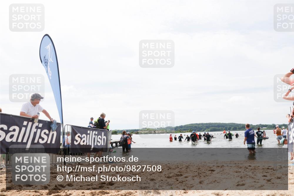 21.06.2026 - Viking Triathlon Michael Strokosch http://msf.ph/oto/9827508 21.06.2026 10:45:48 Schwimmen 54 meine-sportfotos.de