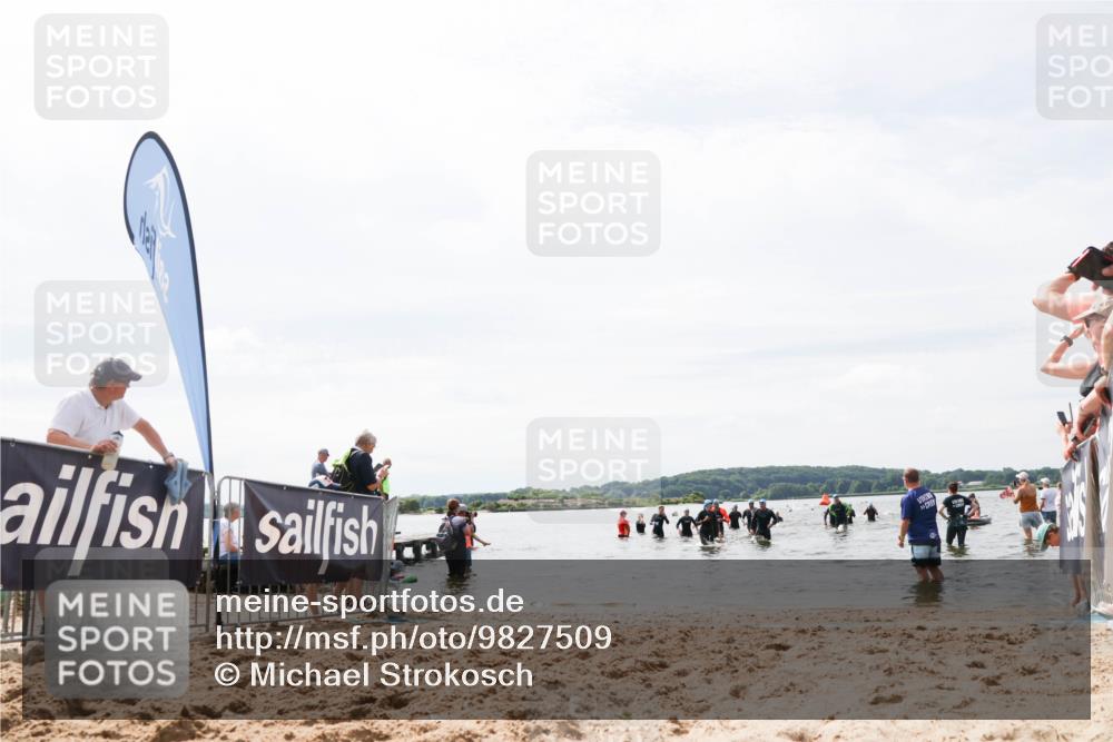 21.06.2026 - Viking Triathlon Michael Strokosch http://msf.ph/oto/9827509 21.06.2026 10:45:48 Schwimmen 54 meine-sportfotos.de