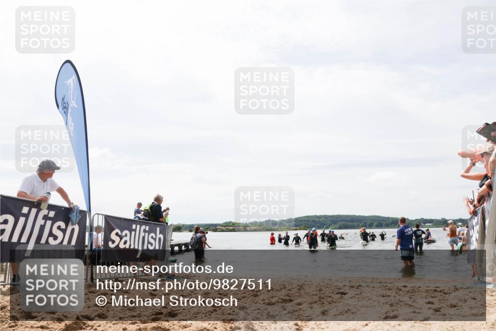 21.06.2026 - Viking Triathlon Michael Strokosch http://msf.ph/oto/9827511 21.06.2026 10:45:49 Schwimmen 54 meine-sportfotos.de