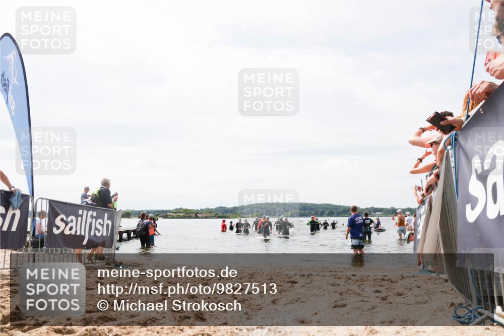 21.06.2026 - Viking Triathlon Michael Strokosch http://msf.ph/oto/9827513 21.06.2026 10:45:49 Schwimmen 54 meine-sportfotos.de