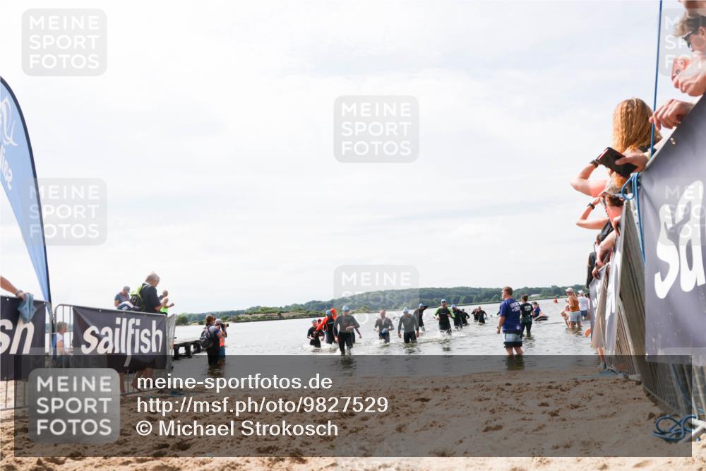 21.06.2026 - Viking Triathlon Michael Strokosch http://msf.ph/oto/9827529 21.06.2026 10:45:55 Schwimmen 172, 196, 389, 405 meine-sportfotos.de