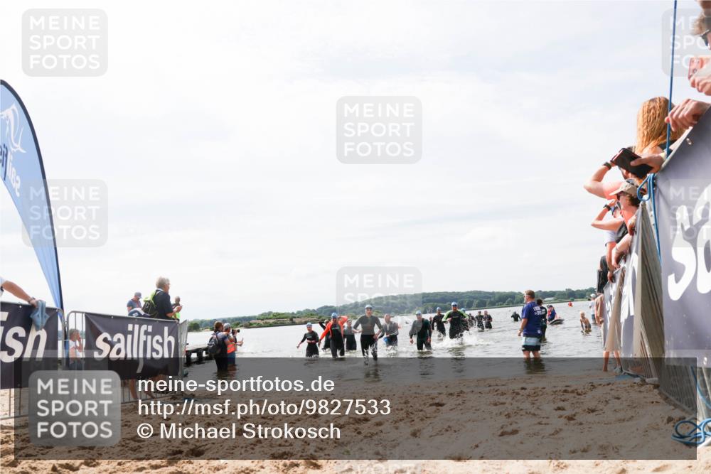 21.06.2026 - Viking Triathlon Michael Strokosch http://msf.ph/oto/9827533 21.06.2026 10:45:56 Schwimmen 172, 196, 331, 389, 405 meine-sportfotos.de