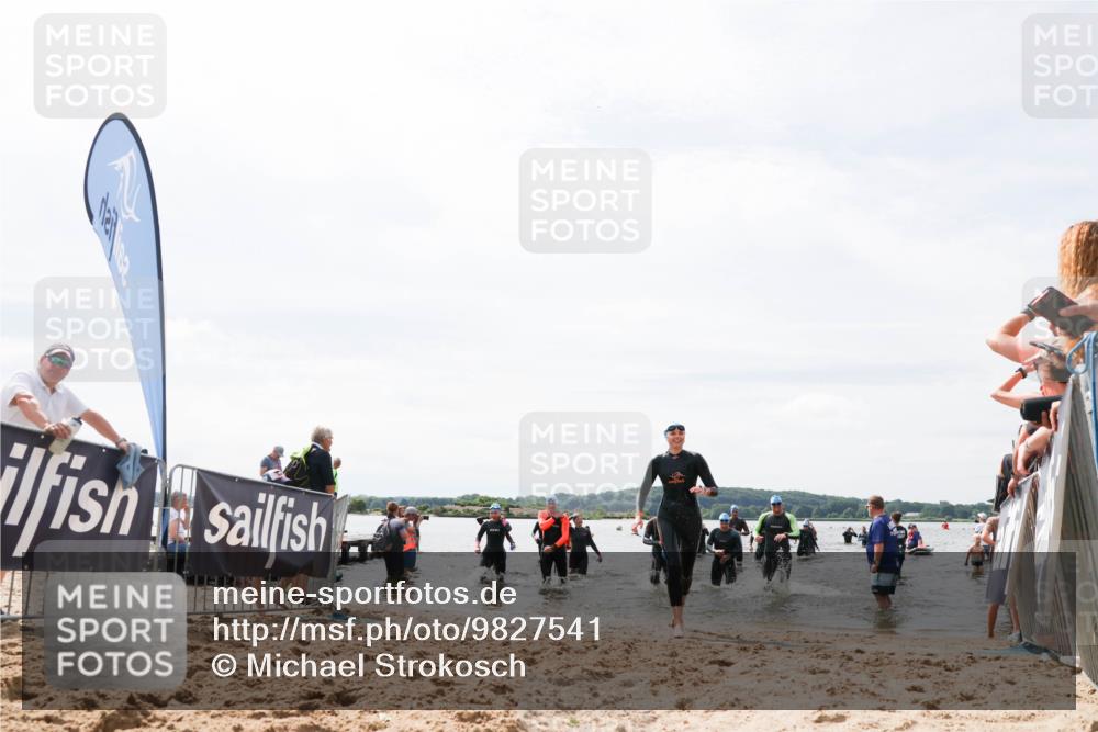 21.06.2026 - Viking Triathlon Michael Strokosch http://msf.ph/oto/9827541 21.06.2026 10:45:59 Schwimmen 138, 172, 196, 245, 331, 389, 405, 534, 539 meine-sportfotos.de