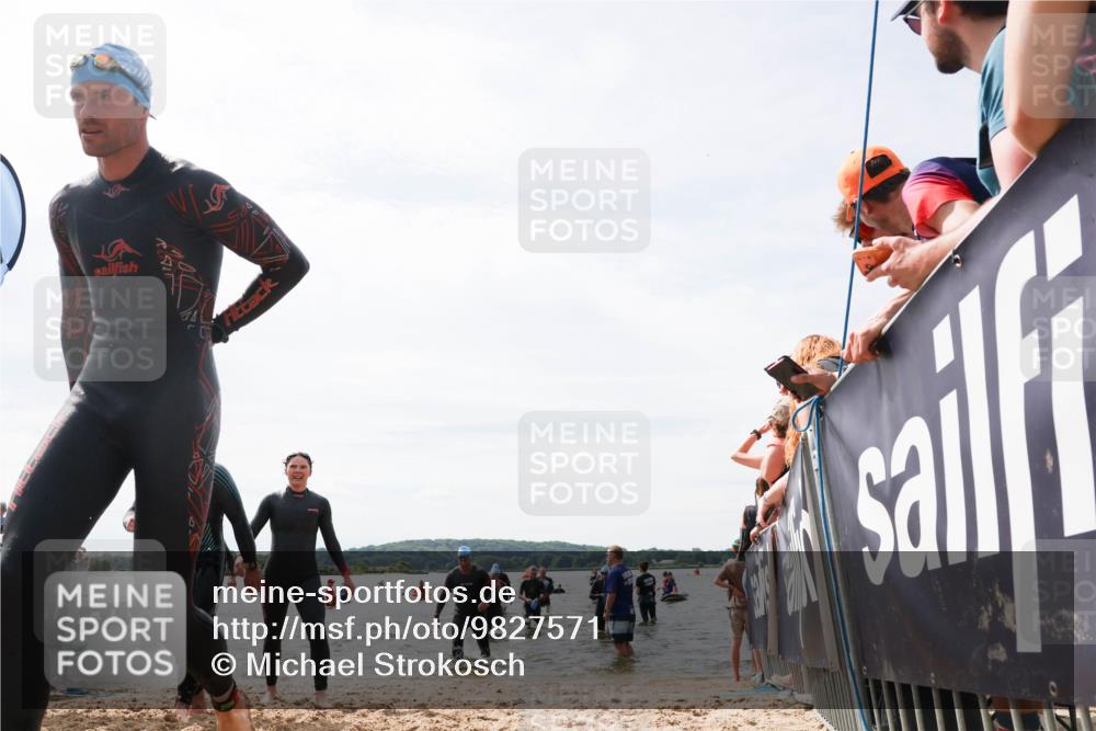 21.06.2026 - Viking Triathlon Michael Strokosch http://msf.ph/oto/9827571 21.06.2026 10:46:09 Schwimmen 107, 138, 196, 245, 331, 448, 494, 510, 534, 539, 563 meine-sportfotos.de