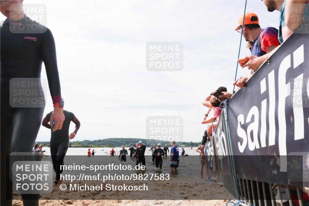 21.06.2026 - Viking Triathlon Michael Strokosch http://msf.ph/oto/9827583 21.06.2026 10:46:13 Schwimmen 107, 138, 403, 448, 494, 510, 555, 563 meine-sportfotos.de