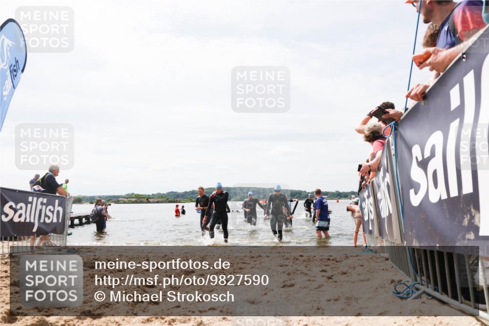 21.06.2026 - Viking Triathlon Michael Strokosch http://msf.ph/oto/9827590 21.06.2026 10:46:15 Schwimmen 91, 107, 403, 448, 494, 510, 555, 563 meine-sportfotos.de