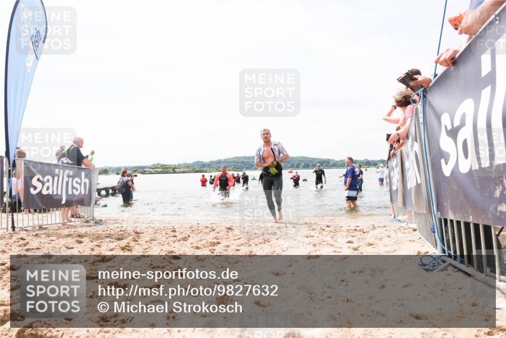 21.06.2026 - Viking Triathlon Michael Strokosch http://msf.ph/oto/9827632 21.06.2026 10:46:29 Schwimmen 91, 322, 324, 388, 497, 654 meine-sportfotos.de
