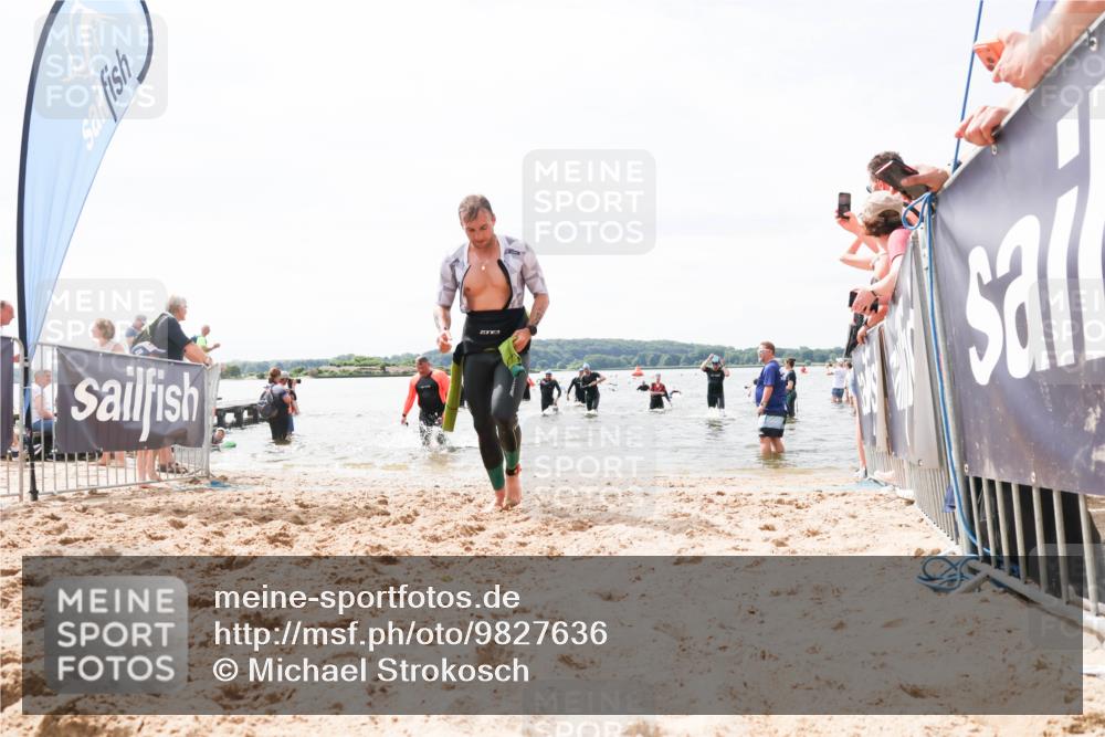 21.06.2026 - Viking Triathlon Michael Strokosch http://msf.ph/oto/9827636 21.06.2026 10:46:31 Schwimmen 322, 324, 388, 497, 654 meine-sportfotos.de