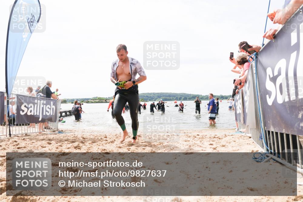21.06.2026 - Viking Triathlon Michael Strokosch http://msf.ph/oto/9827637 21.06.2026 10:46:31 Schwimmen 322, 324, 388, 497, 654 meine-sportfotos.de