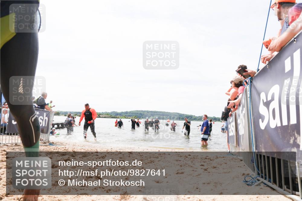 21.06.2026 - Viking Triathlon Michael Strokosch http://msf.ph/oto/9827641 21.06.2026 10:46:32 Schwimmen 156, 322, 324, 363, 388, 497, 654 meine-sportfotos.de