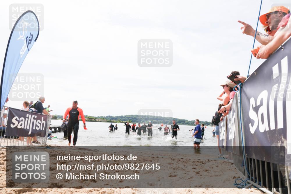 21.06.2026 - Viking Triathlon Michael Strokosch http://msf.ph/oto/9827645 21.06.2026 10:46:34 Schwimmen 156, 363, 388, 497, 654 meine-sportfotos.de