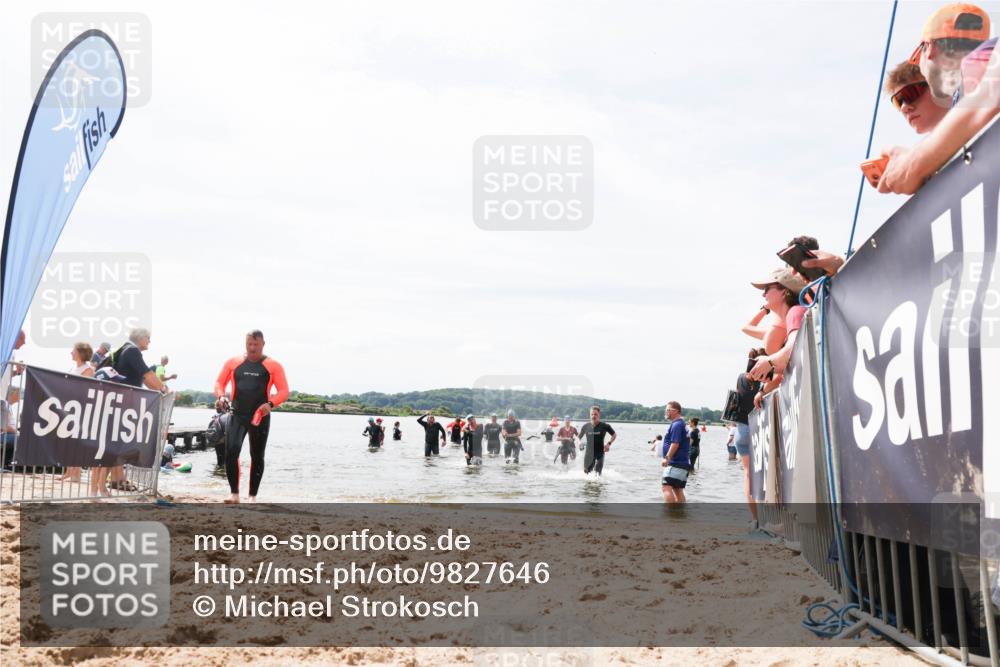 21.06.2026 - Viking Triathlon Michael Strokosch http://msf.ph/oto/9827646 21.06.2026 10:46:34 Schwimmen 156, 363, 388, 497, 654 meine-sportfotos.de