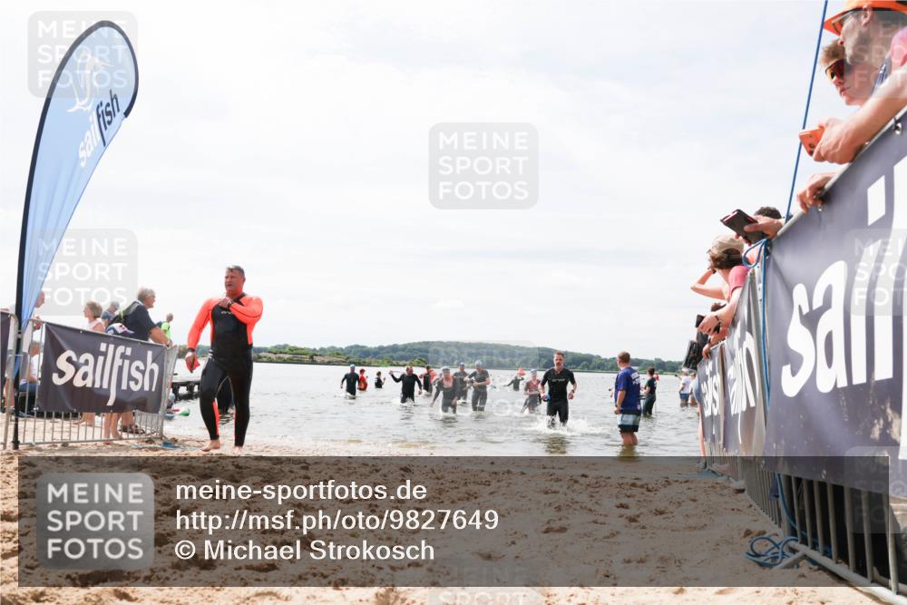 21.06.2026 - Viking Triathlon Michael Strokosch http://msf.ph/oto/9827649 21.06.2026 10:46:35 Schwimmen 156, 363, 388, 497, 650, 654 meine-sportfotos.de