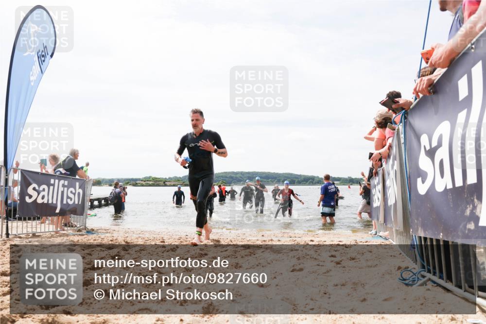 21.06.2026 - Viking Triathlon Michael Strokosch http://msf.ph/oto/9827660 21.06.2026 10:46:39 Schwimmen 156, 260, 363, 388, 414, 650, 654 meine-sportfotos.de