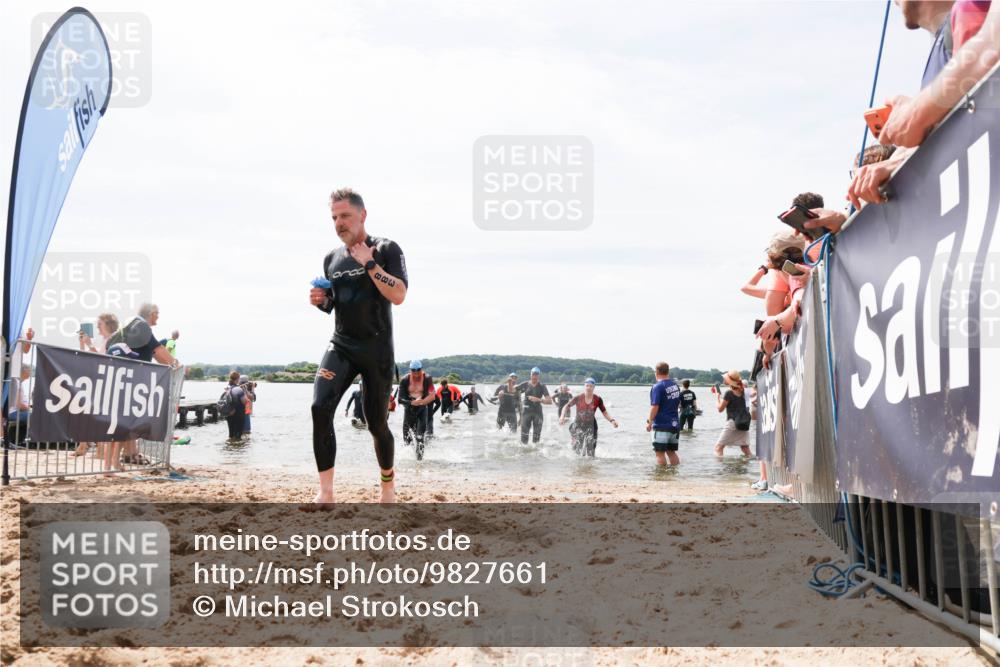 21.06.2026 - Viking Triathlon Michael Strokosch http://msf.ph/oto/9827661 21.06.2026 10:46:39 Schwimmen 156, 260, 363, 388, 414, 650, 654 meine-sportfotos.de
