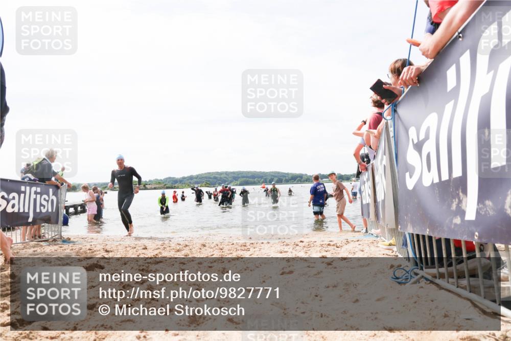 21.06.2026 - Viking Triathlon Michael Strokosch http://msf.ph/oto/9827771 21.06.2026 10:47:15 Schwimmen 155, 321, 346, 458 meine-sportfotos.de