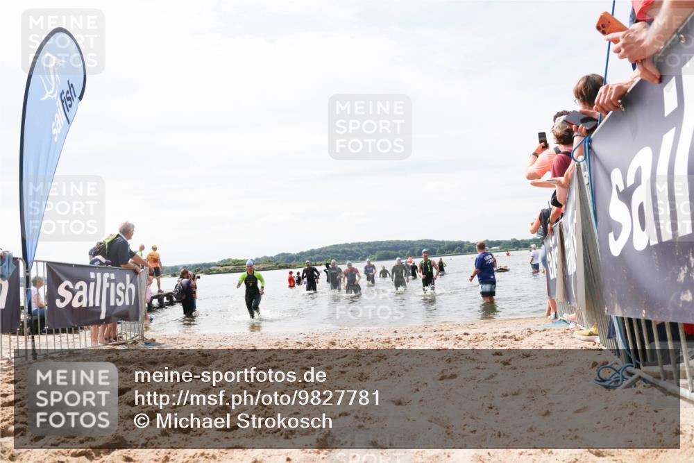 21.06.2026 - Viking Triathlon Michael Strokosch http://msf.ph/oto/9827781 21.06.2026 10:47:19 Schwimmen 116, 155, 317, 321, 458 meine-sportfotos.de