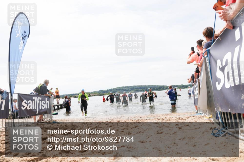 21.06.2026 - Viking Triathlon Michael Strokosch http://msf.ph/oto/9827784 21.06.2026 10:47:20 Schwimmen 116, 155, 212, 317, 321 meine-sportfotos.de