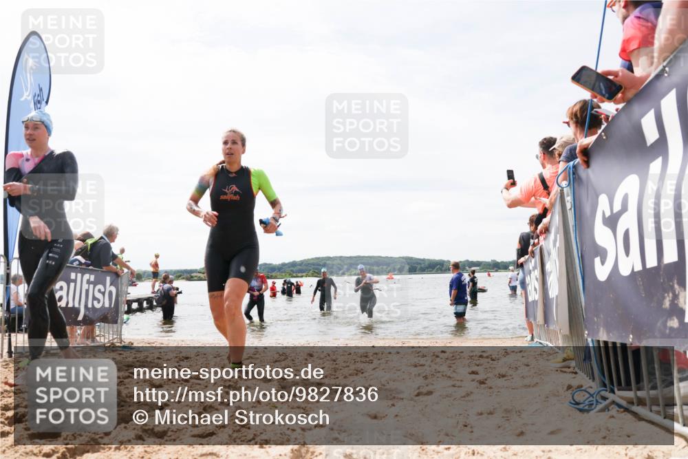 21.06.2026 - Viking Triathlon Michael Strokosch http://msf.ph/oto/9827836 21.06.2026 10:47:39 Schwimmen 56, 297, 304, 353, 469, 554, 571 meine-sportfotos.de
