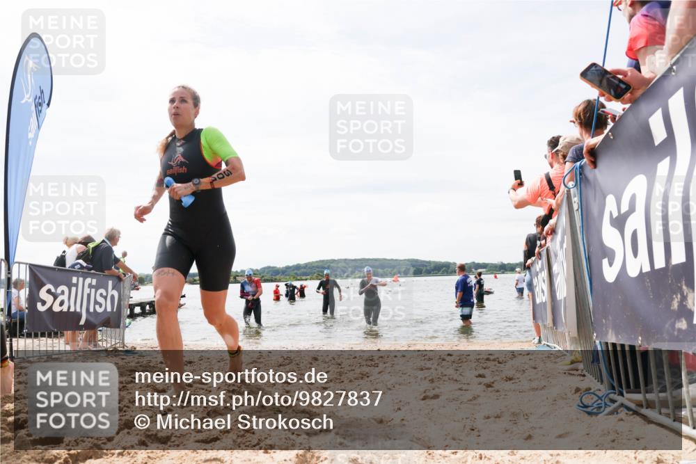 21.06.2026 - Viking Triathlon Michael Strokosch http://msf.ph/oto/9827837 21.06.2026 10:47:39 Schwimmen 56, 297, 304, 353, 469, 554, 571 meine-sportfotos.de