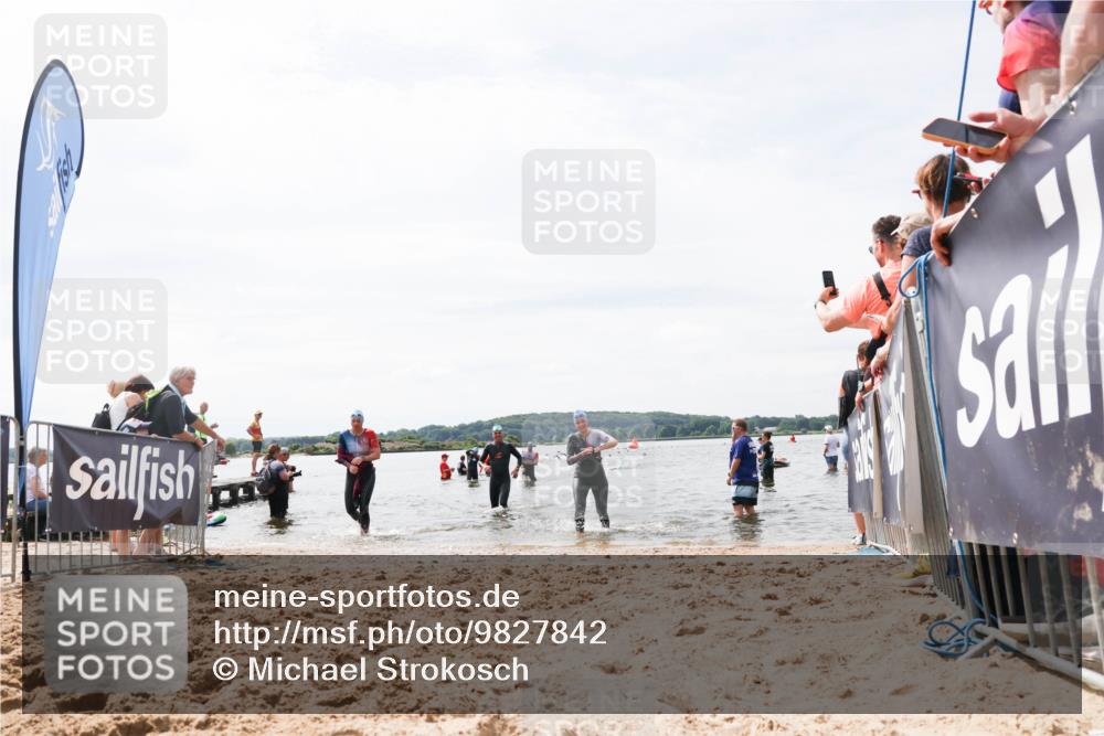 21.06.2026 - Viking Triathlon Michael Strokosch http://msf.ph/oto/9827842 21.06.2026 10:47:41 Schwimmen 56, 297, 304, 469, 554, 571 meine-sportfotos.de