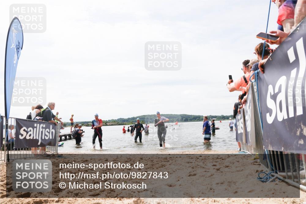 21.06.2026 - Viking Triathlon Michael Strokosch http://msf.ph/oto/9827843 21.06.2026 10:47:41 Schwimmen 56, 297, 304, 469, 554, 571 meine-sportfotos.de