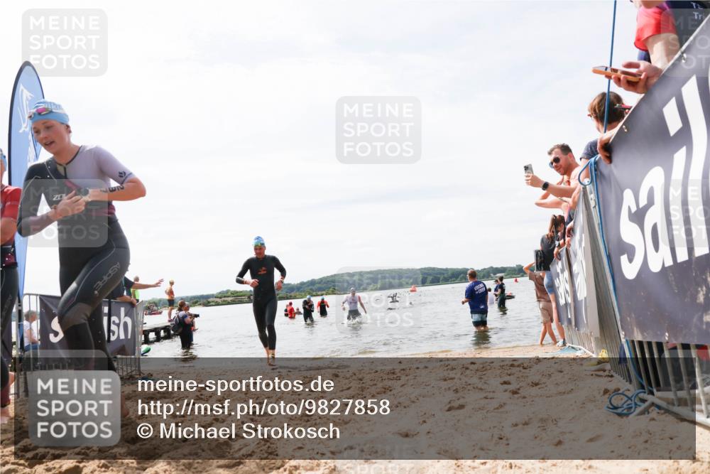 21.06.2026 - Viking Triathlon Michael Strokosch http://msf.ph/oto/9827858 21.06.2026 10:47:46 Schwimmen 56, 297, 554, 574 meine-sportfotos.de