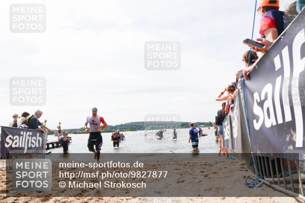 21.06.2026 - Viking Triathlon Michael Strokosch http://msf.ph/oto/9827877 21.06.2026 10:47:52 Schwimmen 56, 60, 574 meine-sportfotos.de