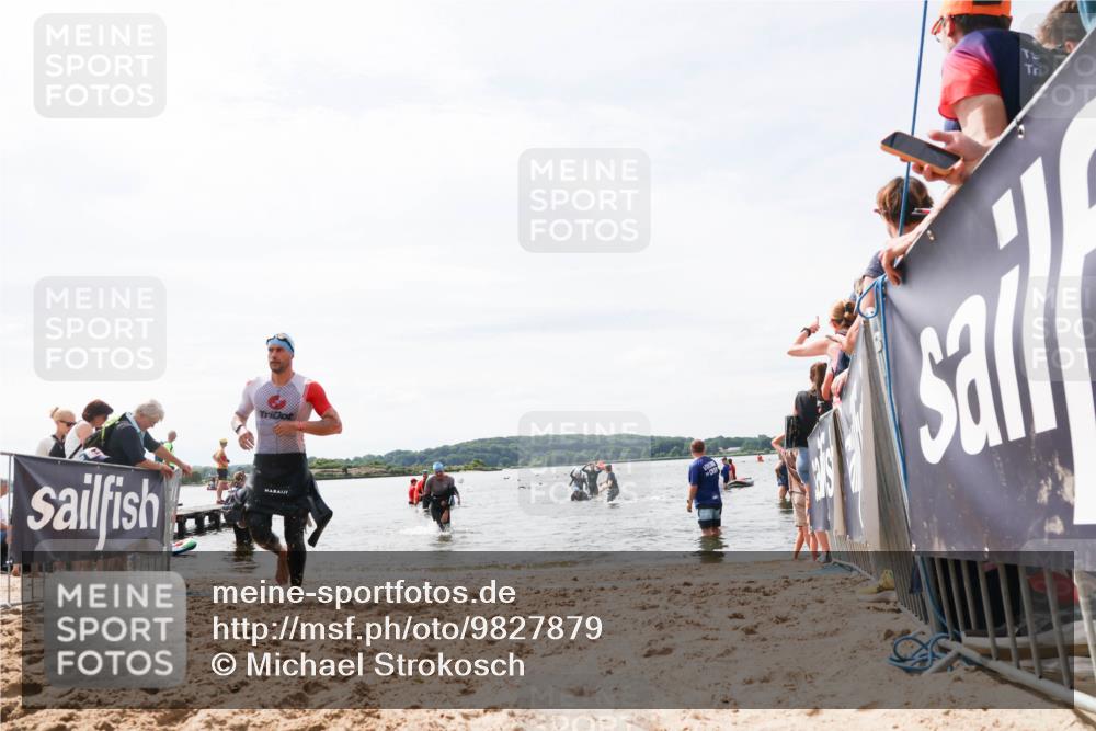 21.06.2026 - Viking Triathlon Michael Strokosch http://msf.ph/oto/9827879 21.06.2026 10:47:53 Schwimmen 60, 574 meine-sportfotos.de