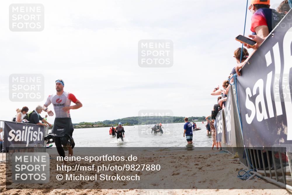 21.06.2026 - Viking Triathlon Michael Strokosch http://msf.ph/oto/9827880 21.06.2026 10:47:53 Schwimmen 60, 574 meine-sportfotos.de