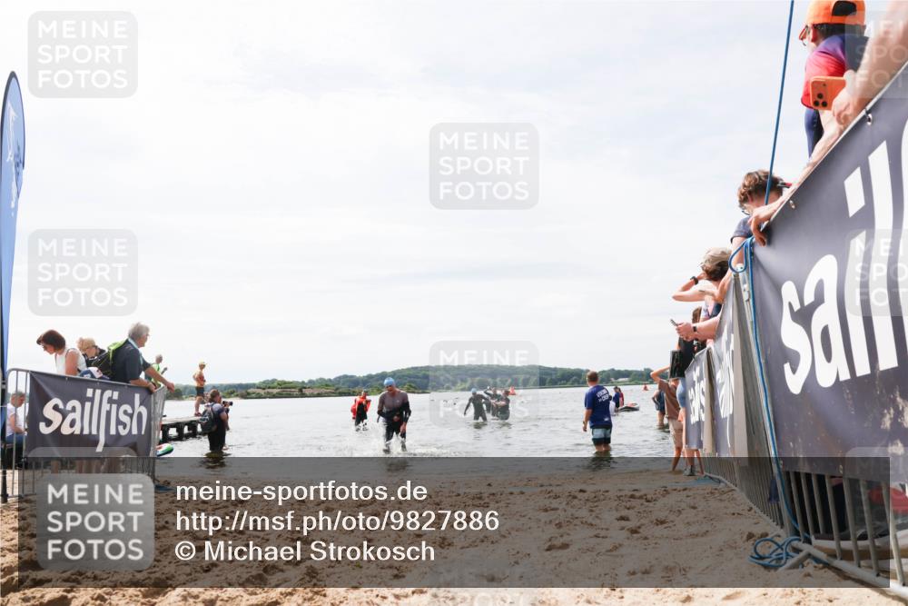 21.06.2026 - Viking Triathlon Michael Strokosch http://msf.ph/oto/9827886 21.06.2026 10:47:55 Schwimmen 60, 574 meine-sportfotos.de