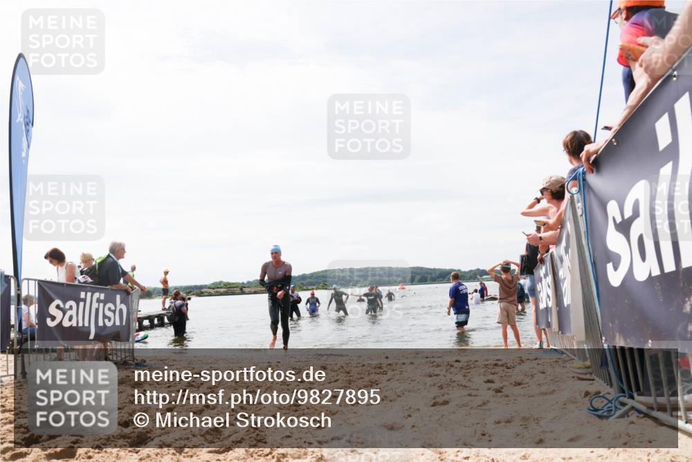 21.06.2026 - Viking Triathlon Michael Strokosch http://msf.ph/oto/9827895 21.06.2026 10:47:58 Schwimmen 60, 574 meine-sportfotos.de