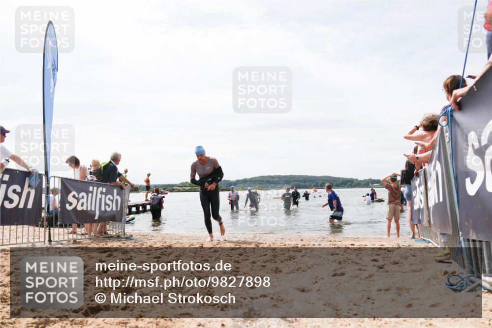 21.06.2026 - Viking Triathlon Michael Strokosch http://msf.ph/oto/9827898 21.06.2026 10:47:59 Schwimmen 60 meine-sportfotos.de