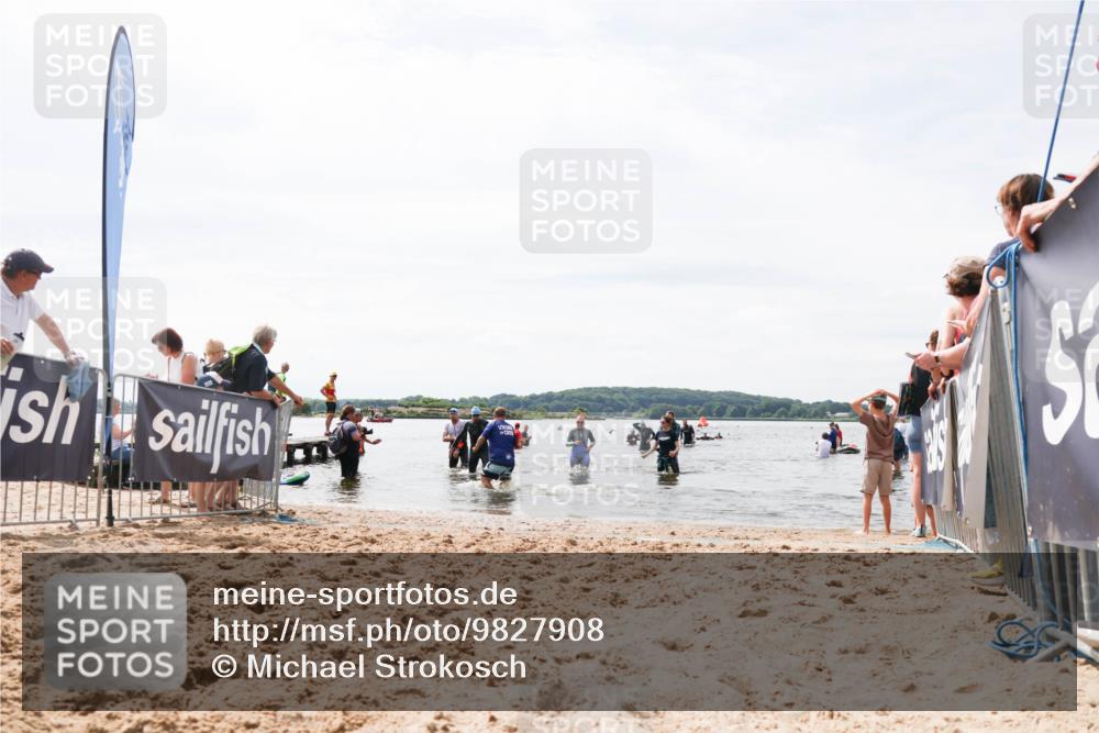 21.06.2026 - Viking Triathlon Michael Strokosch http://msf.ph/oto/9827908 21.06.2026 10:48:03 Schwimmen 60, 164, 638 meine-sportfotos.de