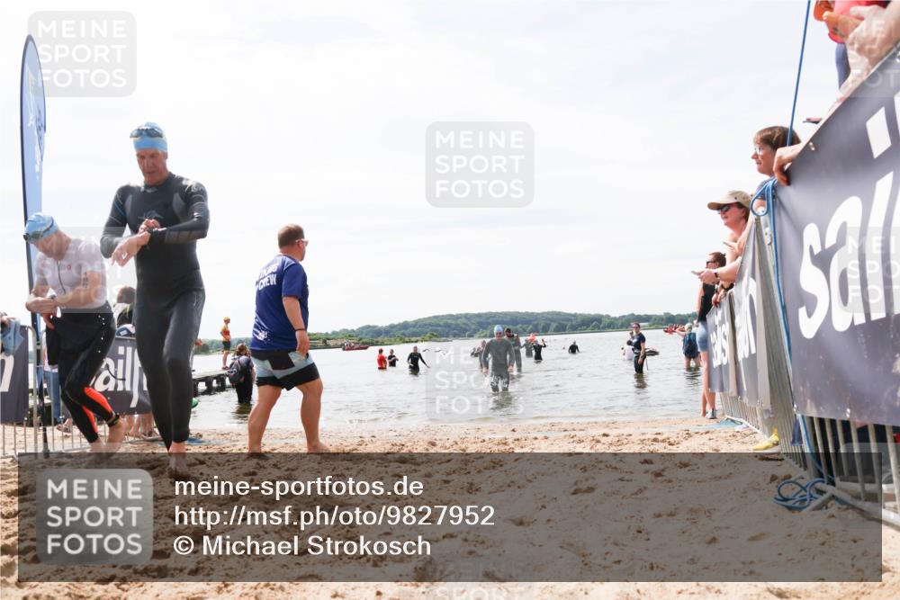 21.06.2026 - Viking Triathlon Michael Strokosch http://msf.ph/oto/9827952 21.06.2026 10:48:17 Schwimmen 101, 164, 198, 289, 638 meine-sportfotos.de