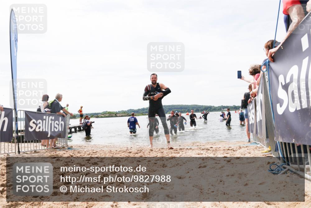 21.06.2026 - Viking Triathlon Michael Strokosch http://msf.ph/oto/9827988 21.06.2026 10:48:29 Schwimmen 101, 185, 207, 306, 495, 662 meine-sportfotos.de