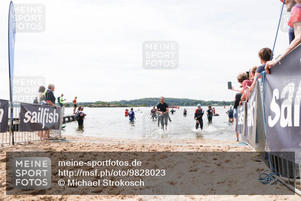 21.06.2026 - Viking Triathlon Michael Strokosch http://msf.ph/oto/9828023 21.06.2026 10:48:41 Schwimmen 181, 207, 209, 495 meine-sportfotos.de