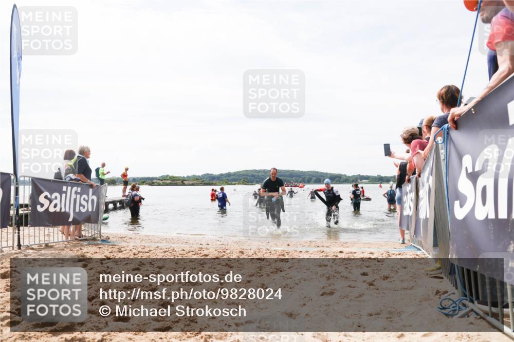 21.06.2026 - Viking Triathlon Michael Strokosch http://msf.ph/oto/9828024 21.06.2026 10:48:41 Schwimmen 181, 207, 209, 495 meine-sportfotos.de