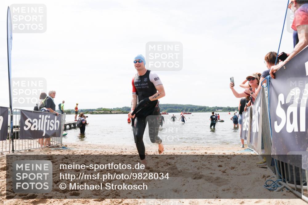 21.06.2026 - Viking Triathlon Michael Strokosch http://msf.ph/oto/9828034 21.06.2026 10:48:44 Schwimmen 181, 209 meine-sportfotos.de