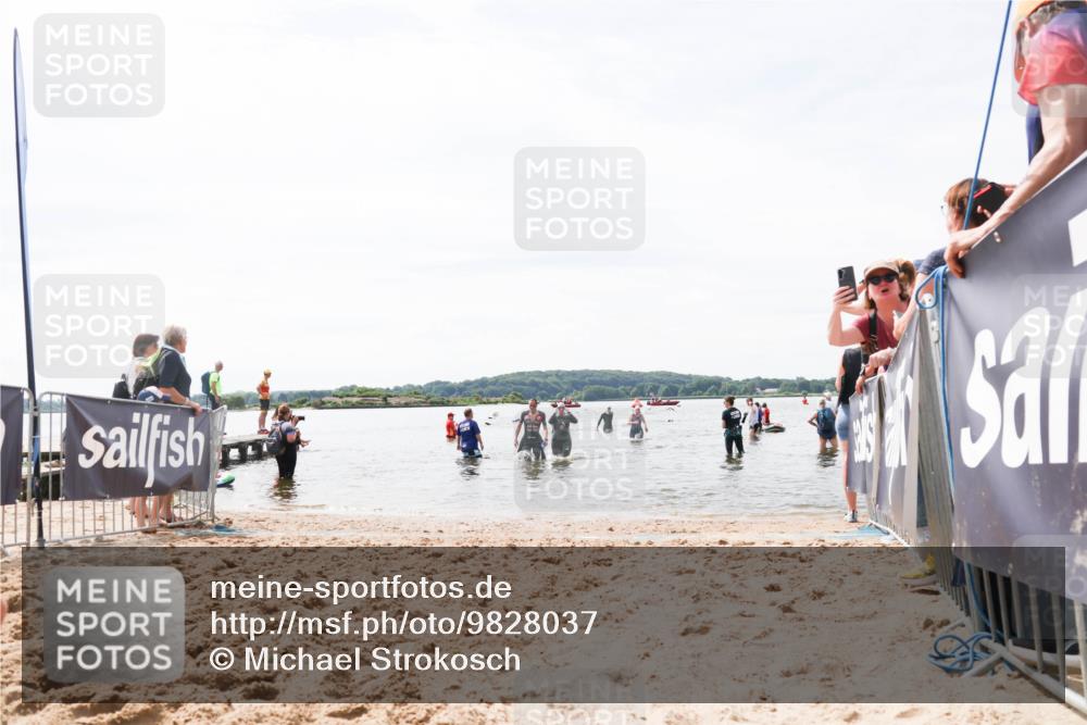21.06.2026 - Viking Triathlon Michael Strokosch http://msf.ph/oto/9828037 21.06.2026 10:48:45 Schwimmen 181, 209, 409 meine-sportfotos.de