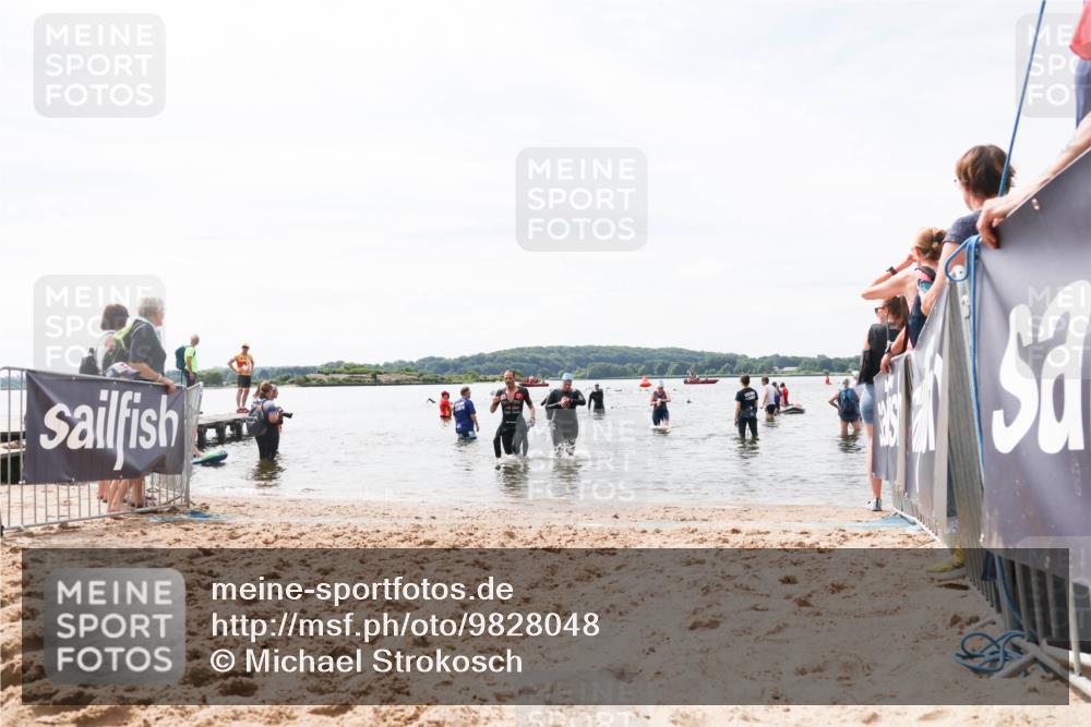 21.06.2026 - Viking Triathlon Michael Strokosch http://msf.ph/oto/9828048 21.06.2026 10:48:49 Schwimmen 181, 223, 409 meine-sportfotos.de